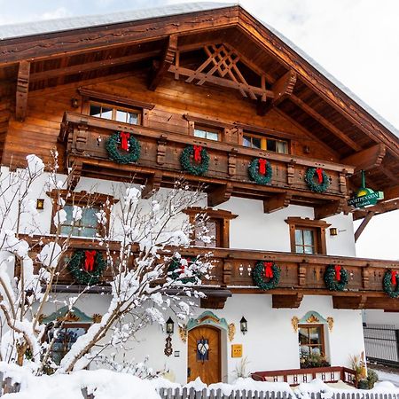 Sportpension Elisabeth Neustift im Stubaital Buitenkant foto