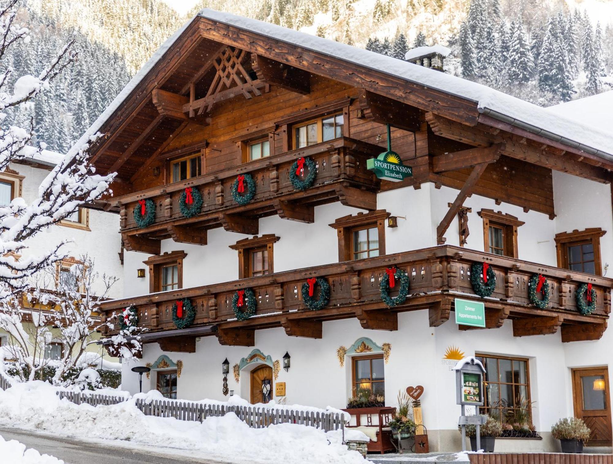 Sportpension Elisabeth Neustift im Stubaital Buitenkant foto